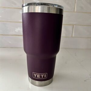 YETI Dark Purple Stainless Steel Tumbler with Lid